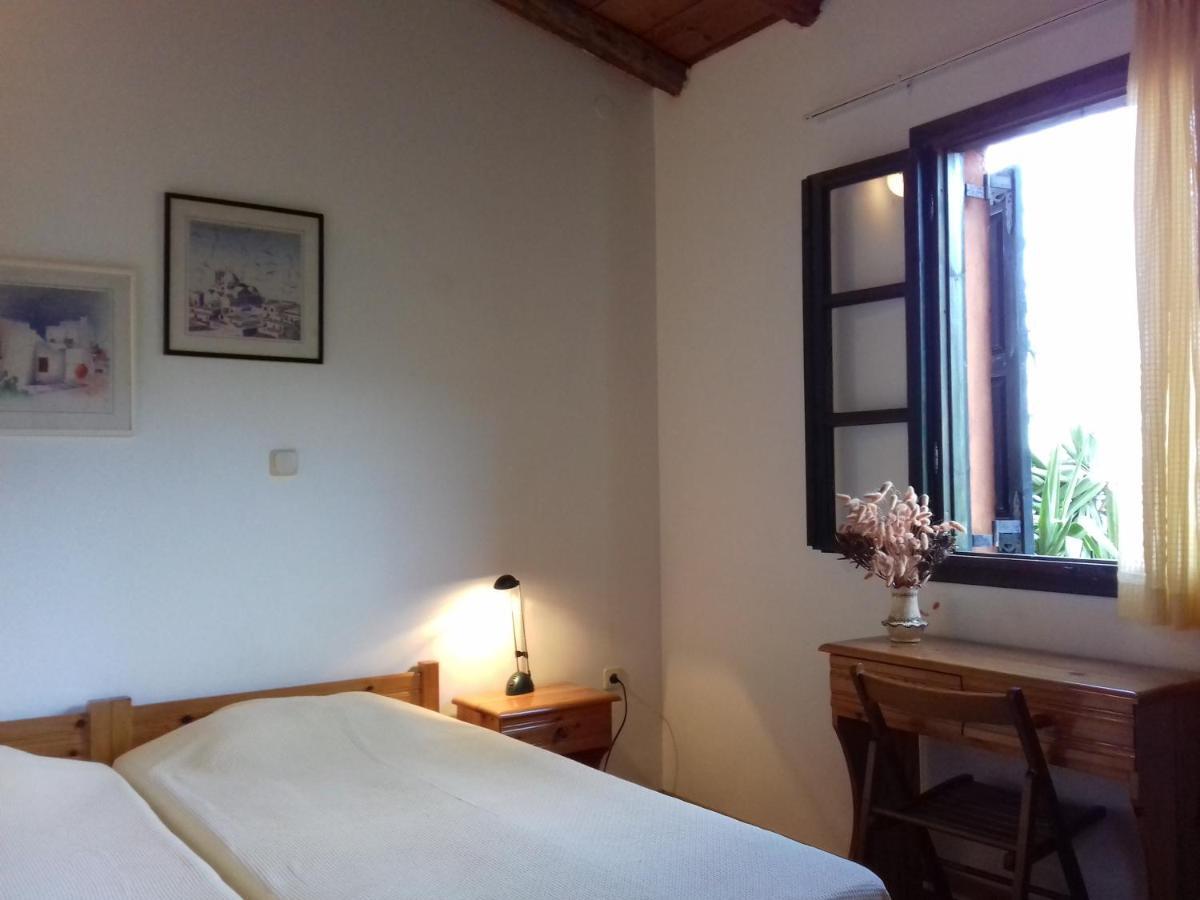 Ikarian Centre - Accommodation & Mountain Hiking Evdilos  Esterno foto